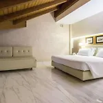 Western Modena District 4*