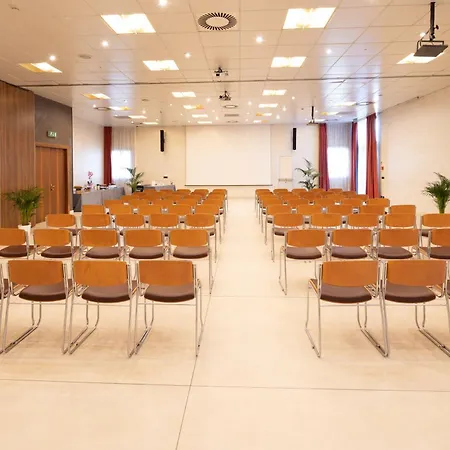 Western Modena District Hotel 4*