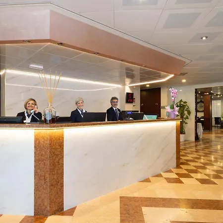 Hotel Western Modena District 4*