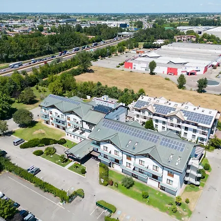 Western Modena District Hotel 4*