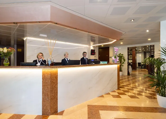 Western Modena District 4*