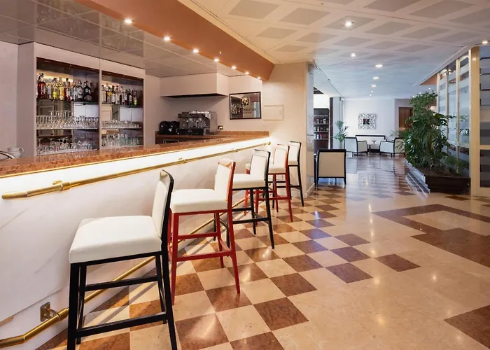 Western Modena District Hotel