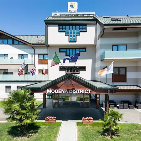 Western Modena District Отель 4*