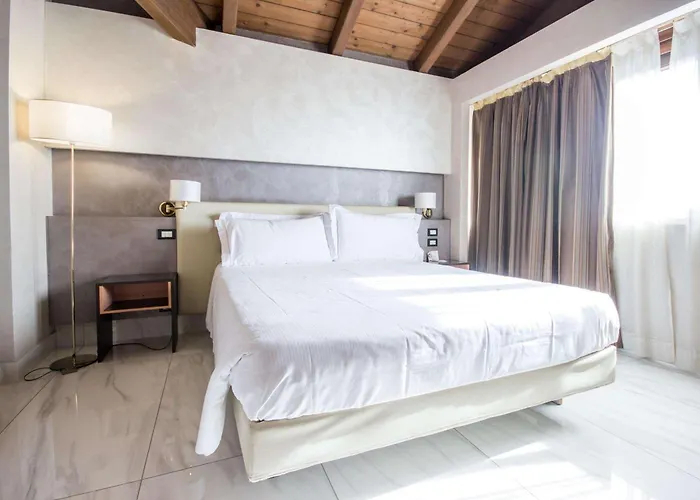 Western Modena District Hotel 4*