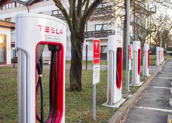 Western Modena District 4* קמפוגליאנו