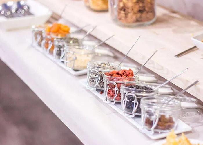 מלון Western Modena District