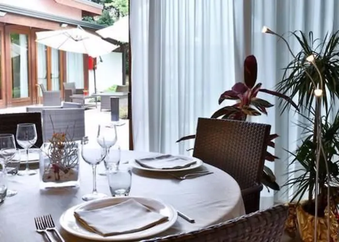 Hotel Western Modena District