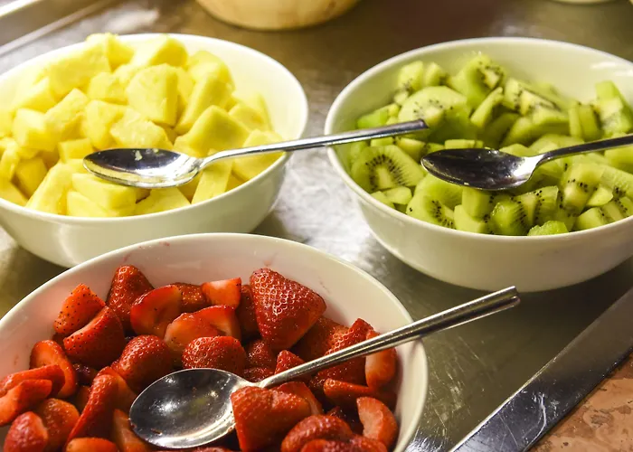 Western Modena District מלון קמפוגליאנו