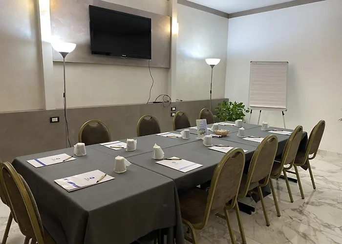 Western Modena District 4*