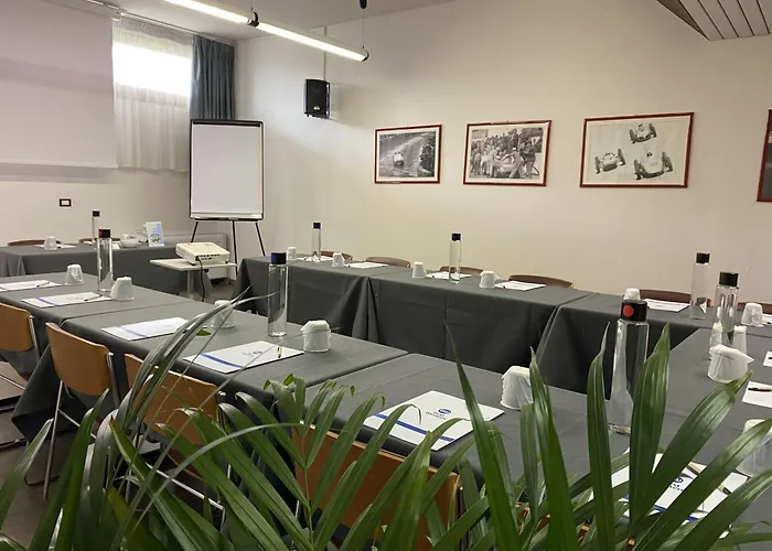 Western Modena District Hotel