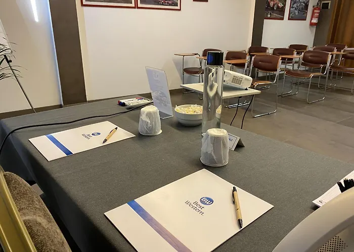 Hotel Western Modena District 4*