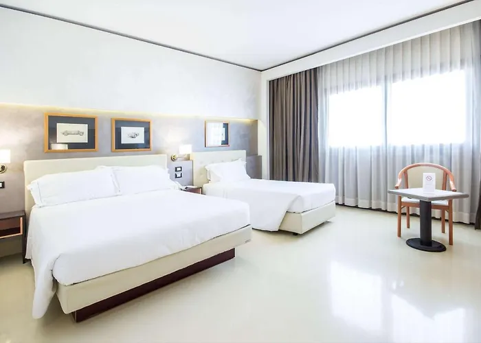 Western Modena District 4*